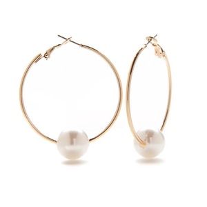 Crown & Ivy Pearl Hoop Earrings